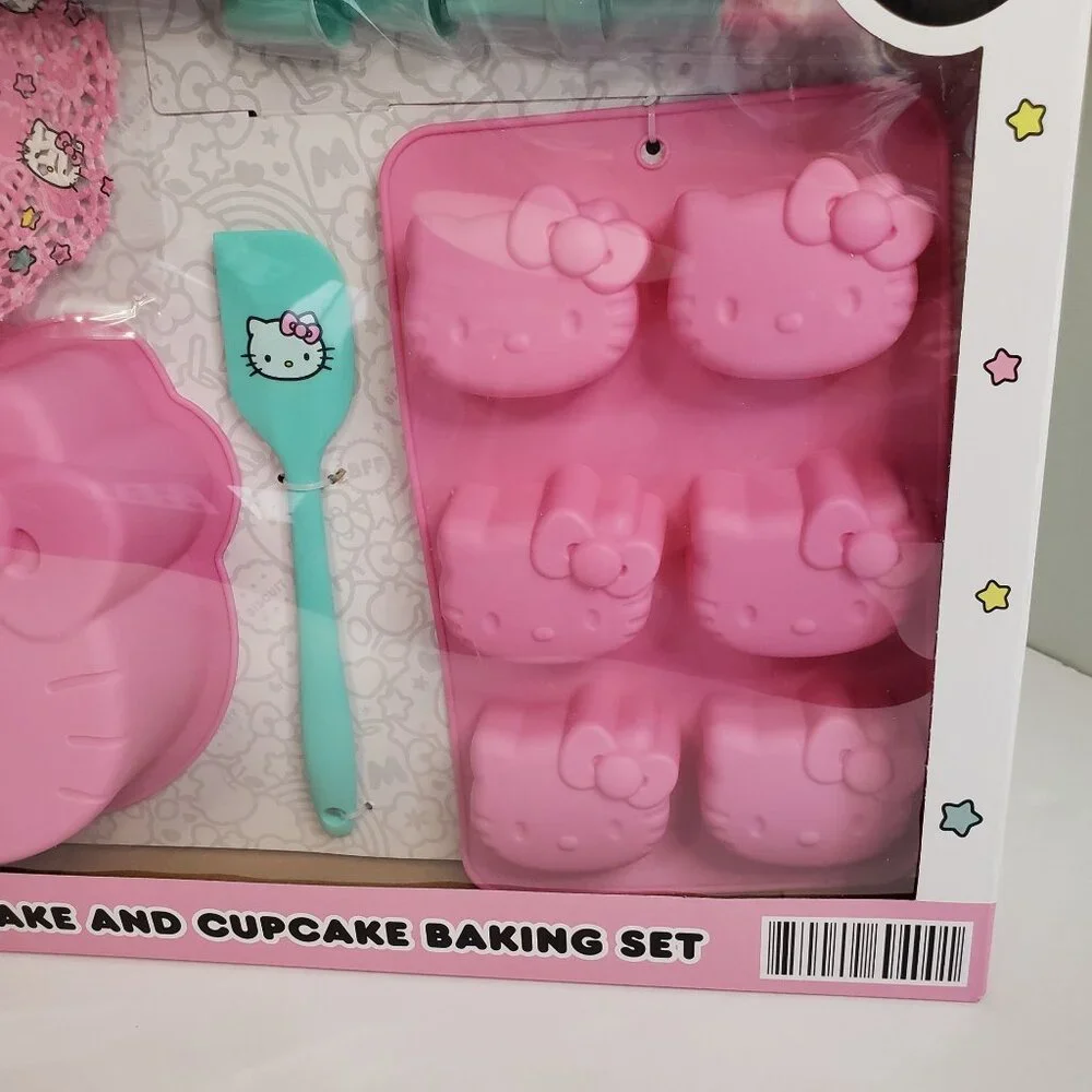 Hello Kitty Sanrio Shaped 23 PC Baking Gift Set Cake & Cupcake Silicone Mold NEW